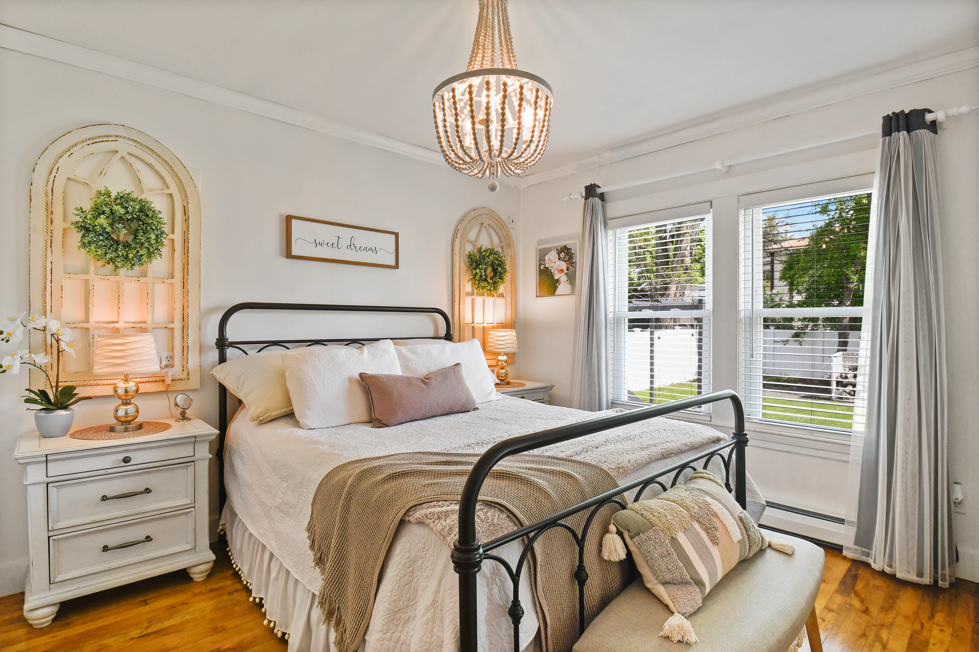 Bedrooms Preview 1